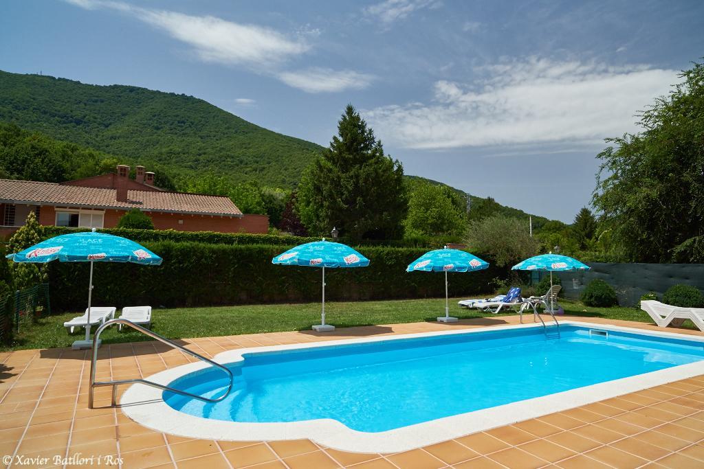 Apartamentos Fonda Finet Sant Felíu de Pallarols المظهر الخارجي الصورة
