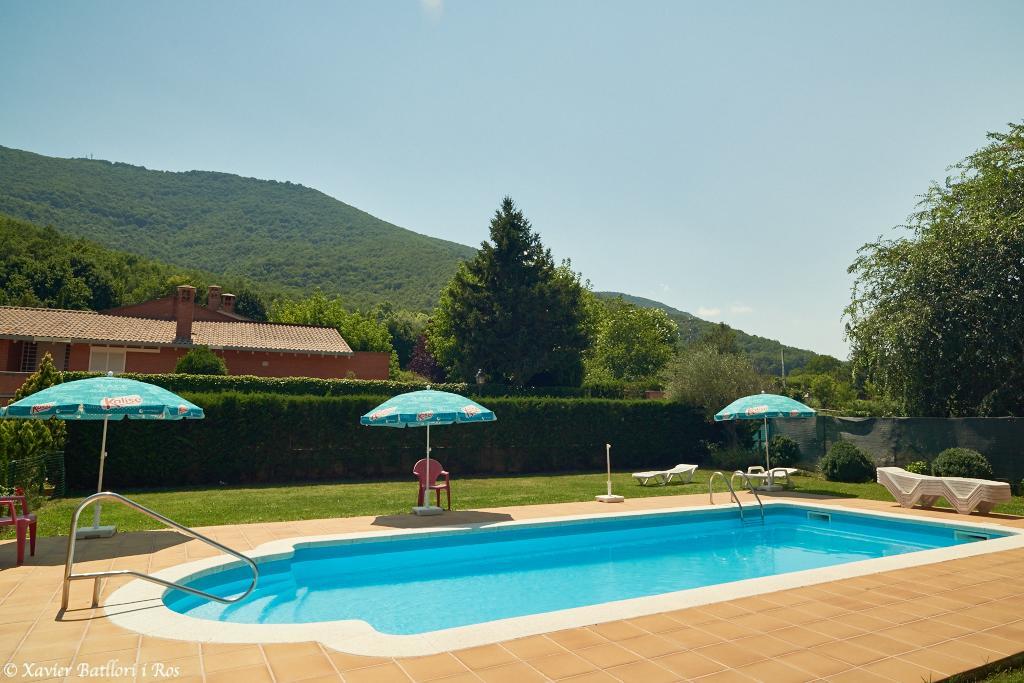Apartamentos Fonda Finet Sant Felíu de Pallarols المظهر الخارجي الصورة