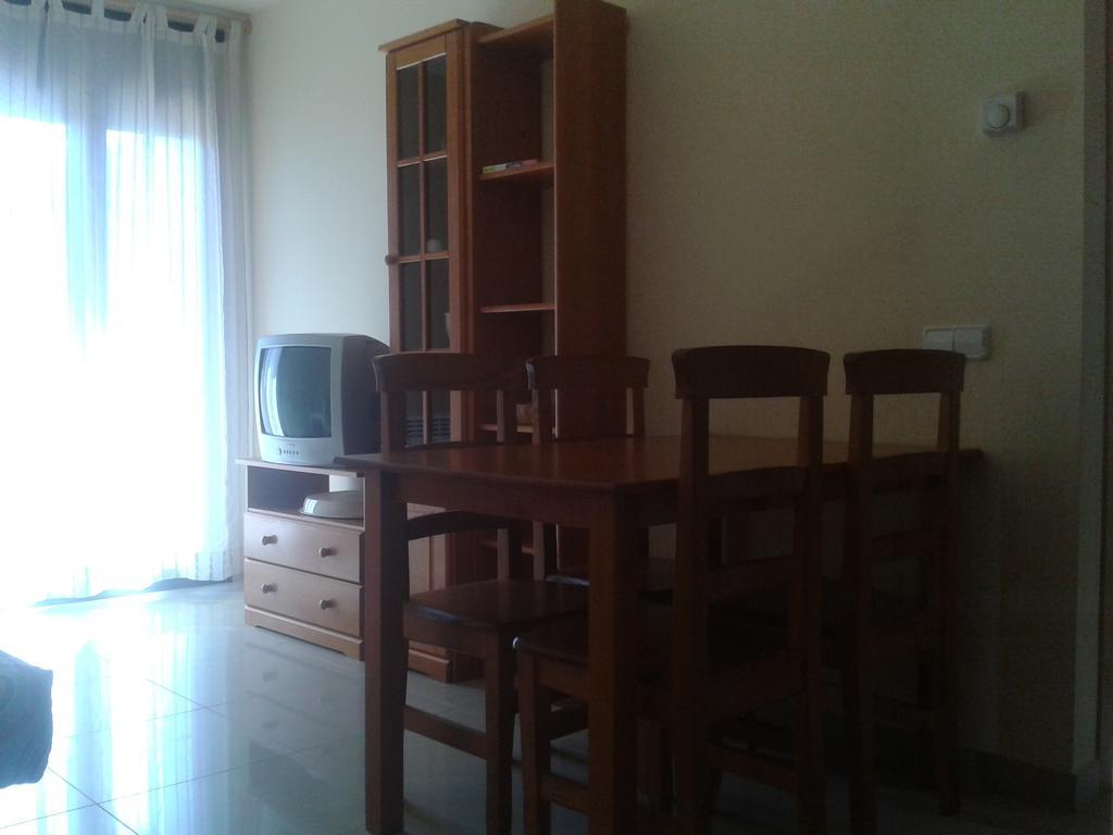 Apartamentos Fonda Finet Sant Felíu de Pallarols المظهر الخارجي الصورة